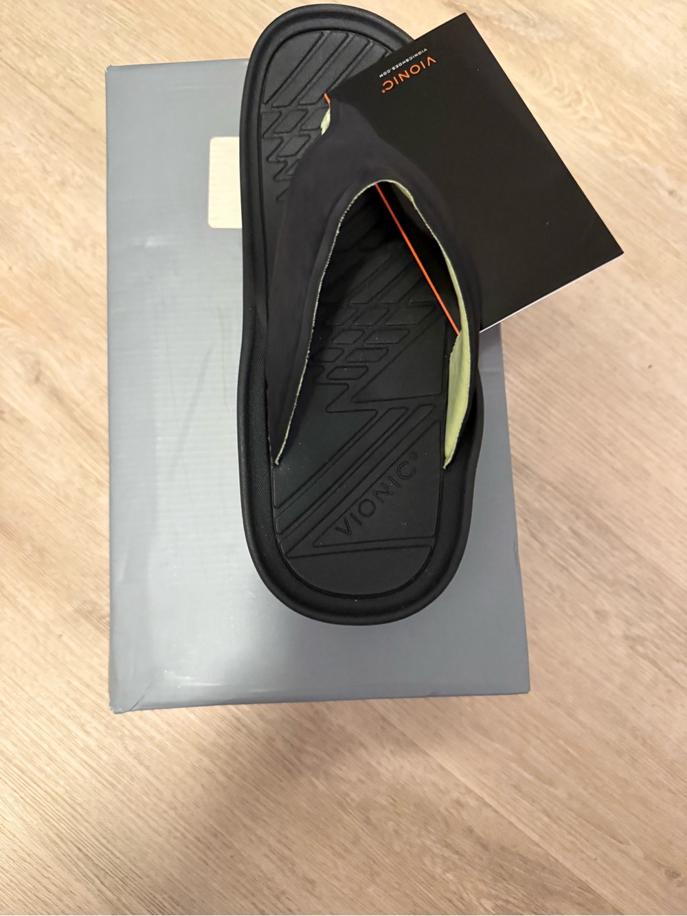 Vionic Men’s Recovery Flip Flop Sandal